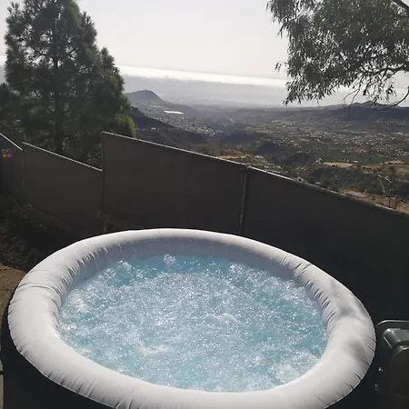 La Cueva Refugio Casa rural *